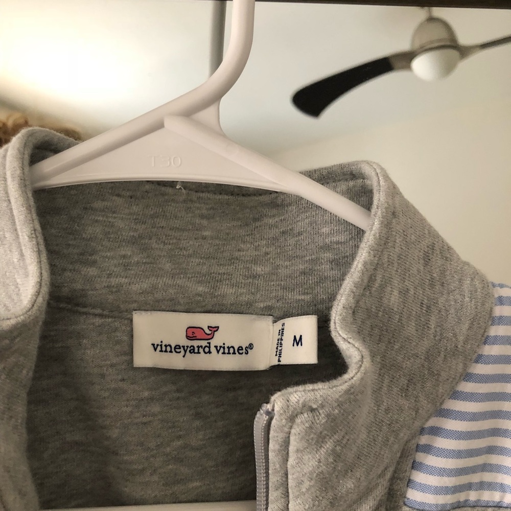 Vineyard Vines Pullover - image 3